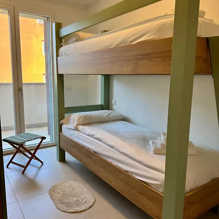 Domus Aurus Family ברדולינו