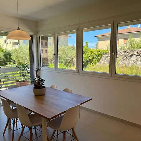 Domus Aurus Family *