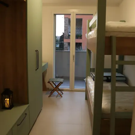 Domus Aurus Family Апартаменты Бардолино